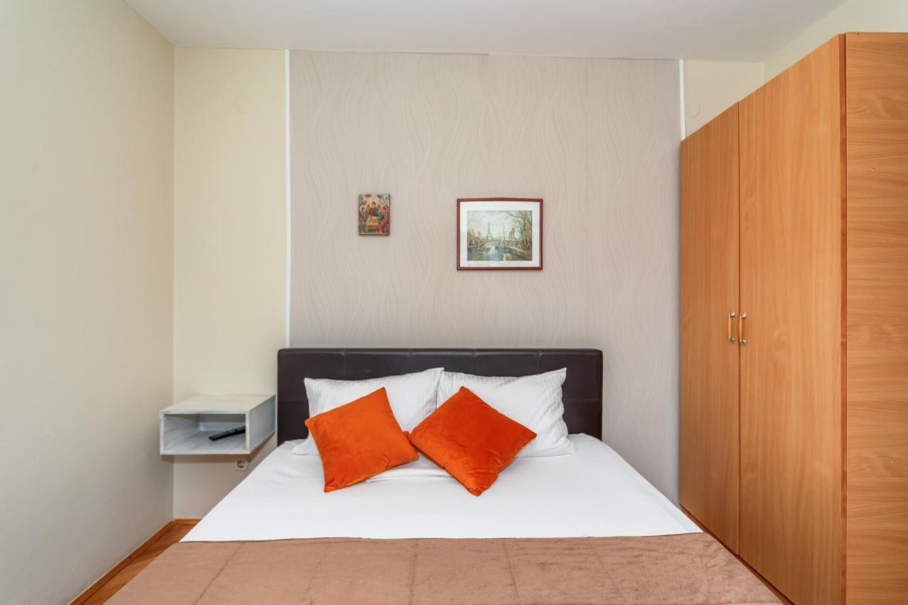 Apartments Pod Lozom With Seaview Petrovac Quarto foto
