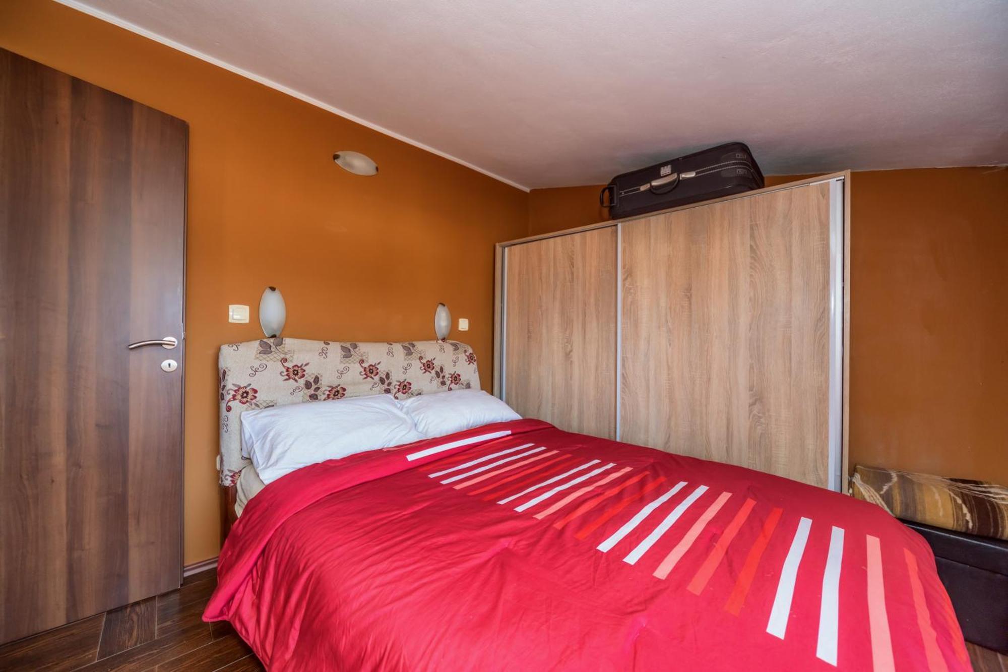 Apartments Pod Lozom With Seaview Petrovac Quarto foto