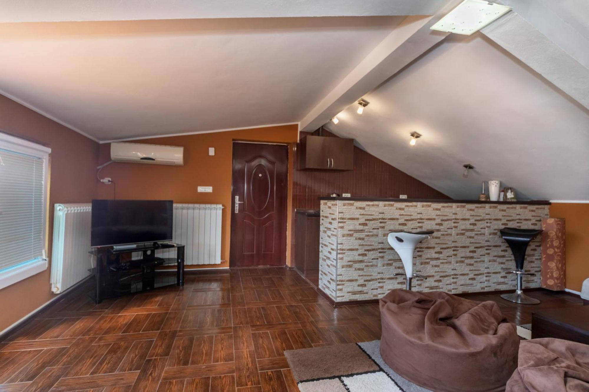 Apartments Pod Lozom With Seaview Petrovac Quarto foto