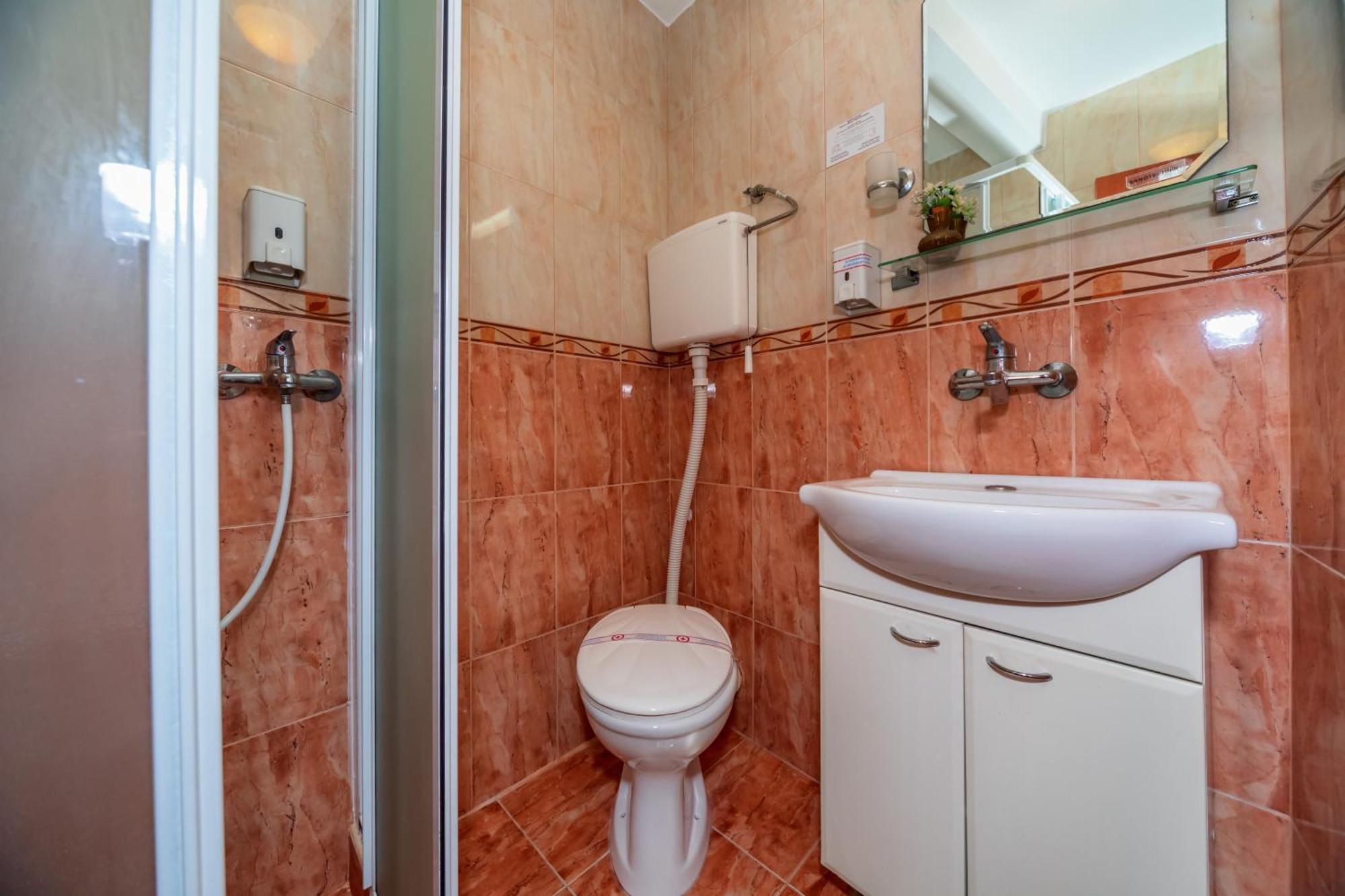 Apartments Pod Lozom With Seaview Petrovac Quarto foto